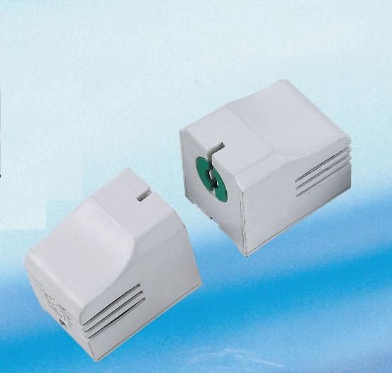 Lamp holder for T8 Fluorescent lamp