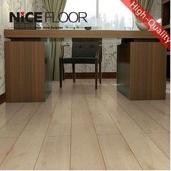 Matt surface laminate flooring