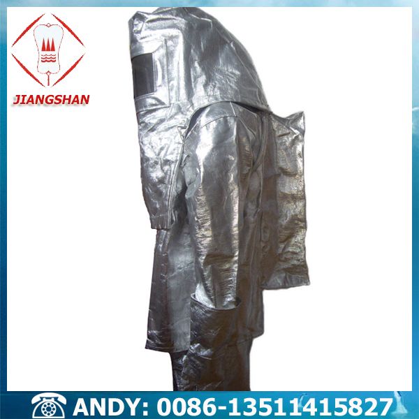 1000 degree aluminized fire suit