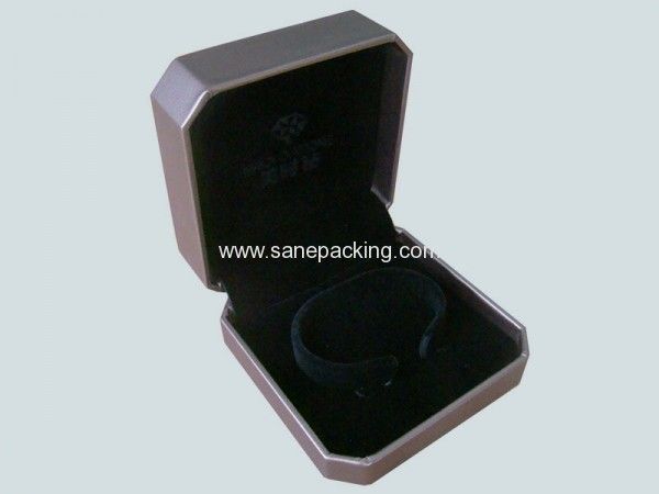 Leatherette Pendant Box