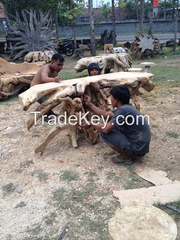 Teak wood furniture sets with hand carving