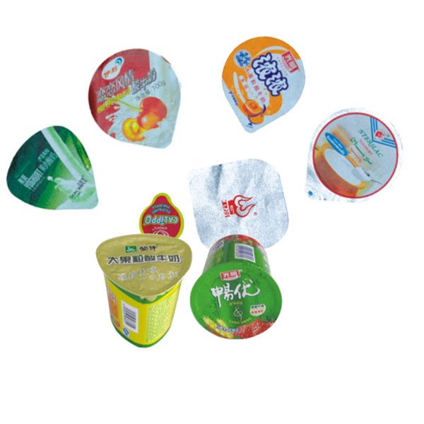 Plastic yogurt cup with aluminium foil lid