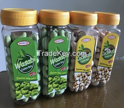 Wasabi coated cashew nut