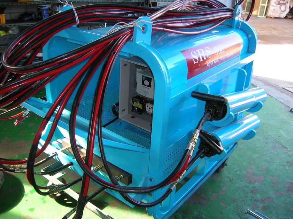 Hydraulic Rock Splitter