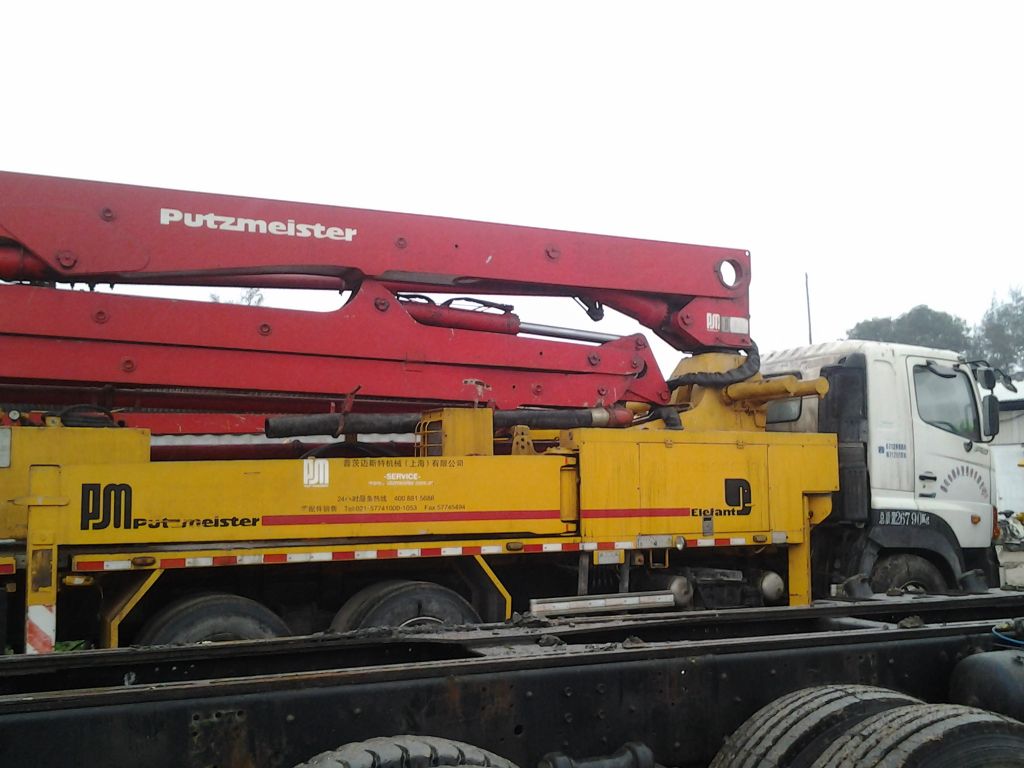 used 38 meter Putzmeiter concrete pump truck; 2008year; 