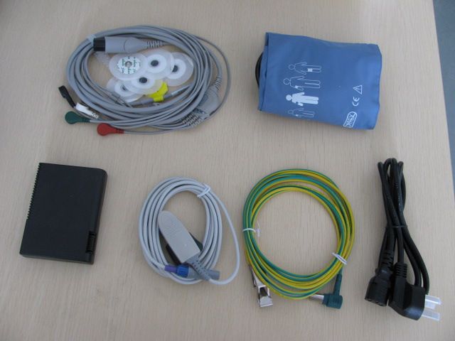 7" ECG,NIBP,SPO2,RESP multi-parameter patient monitor CE approved