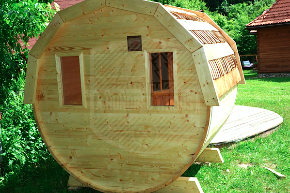 Outdoor Barrel Saunas