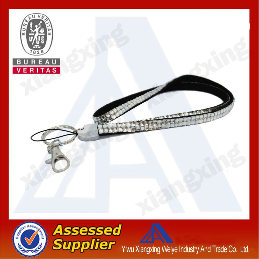 Newest design rhinestone lanyard with keychain