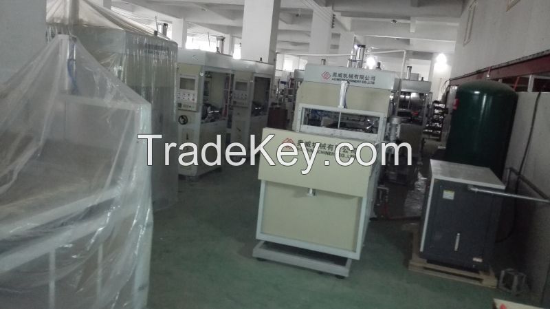 Top Quality Micro-Computer Automatic Vacuum Forming Machine