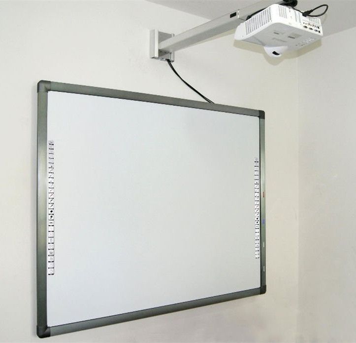 88" interactive whiteboard 4 users writing 10 points touch intelligent gesture recoginition