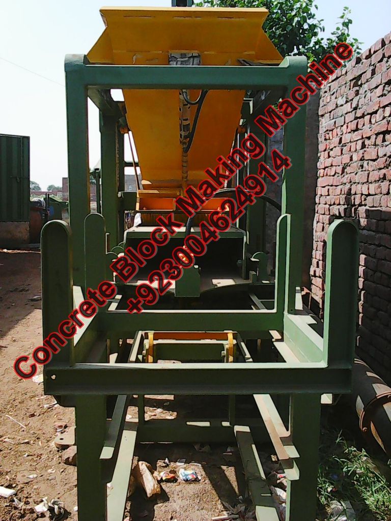 Concrete Brick making machine 03004624914