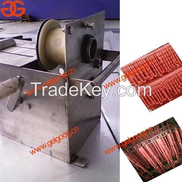 Sausage banding machine