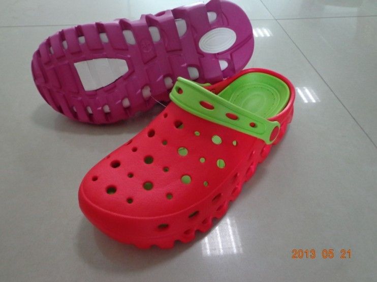 Fashion Two color EVA clogs