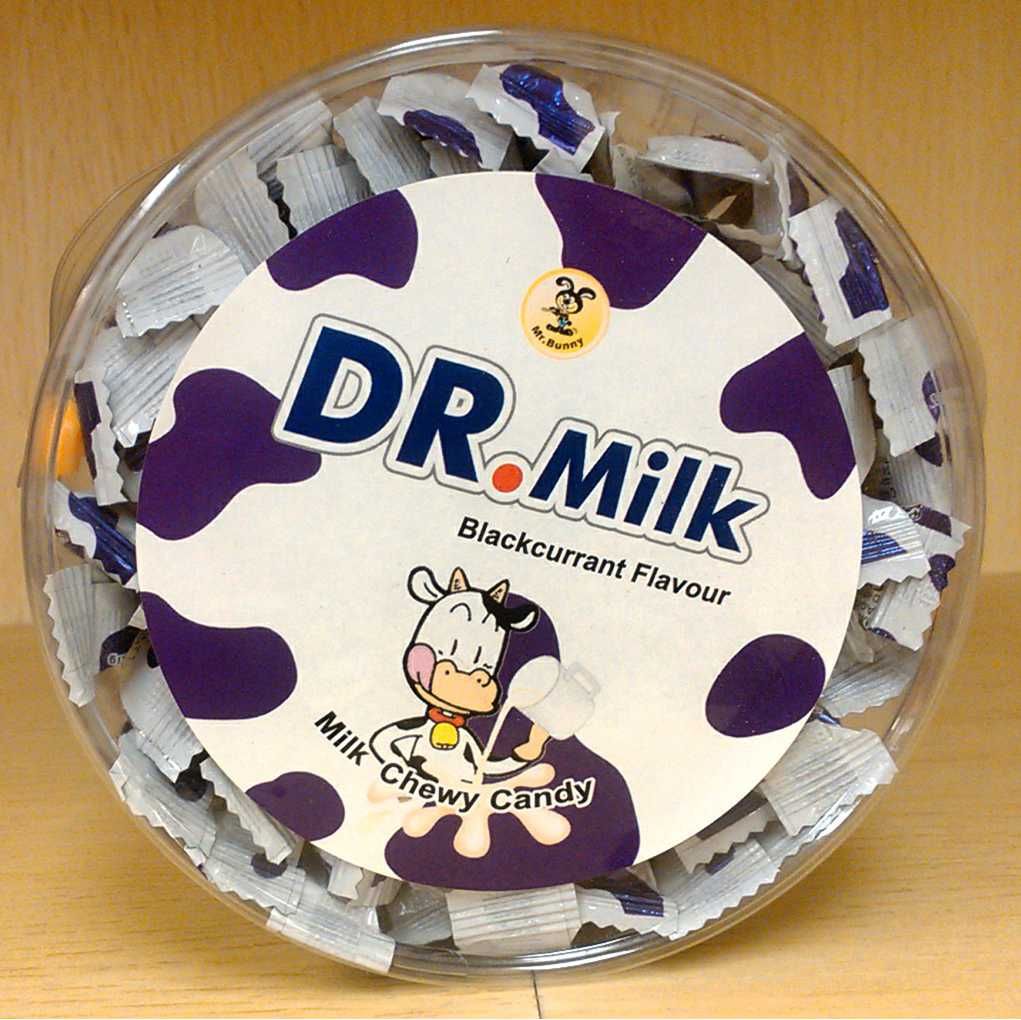 DR Blackcurrant Milk Candy