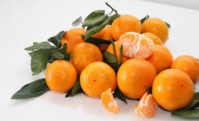 Fresh juicy cuties mandarin oranges