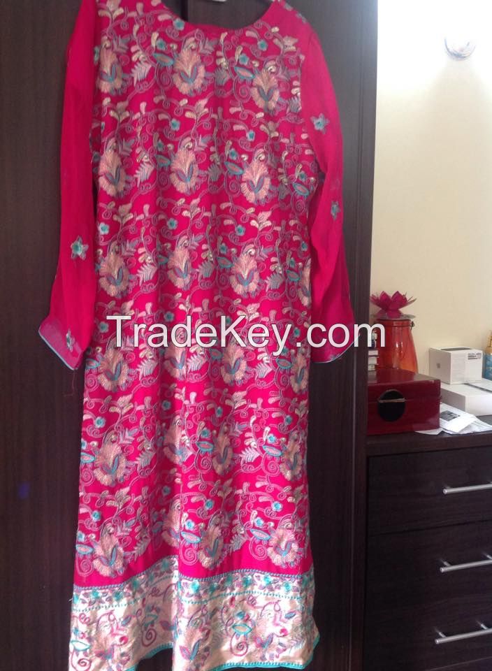 Pakistani Fabrics and dresses