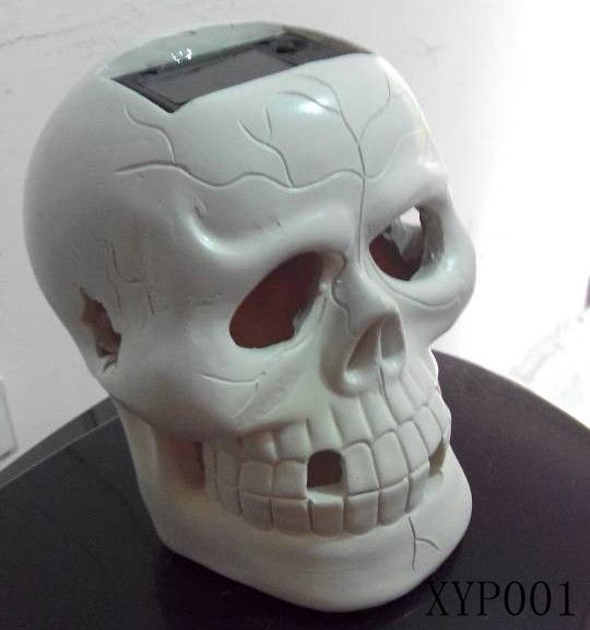 solar holloween light-skull statues