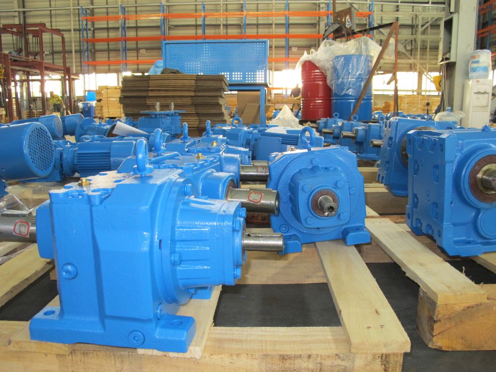 CR&amp; C helical gearbox, helical gear reducer