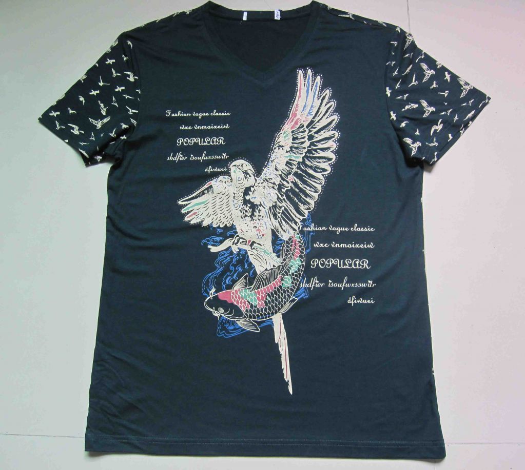 Men's customized t-shirt 