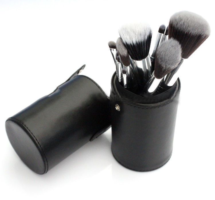 Professional beauty makeup brush with holder