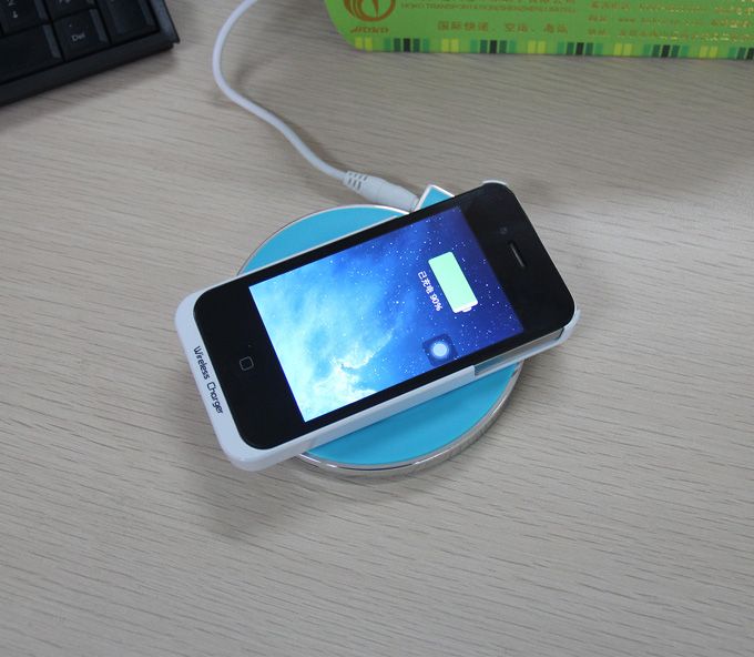 NOOSY 7 Colorful Snail QI Wireless Charger for Apple iPhone 4 iPhone 4s with QI Wireless charging receiver case +Free shipping