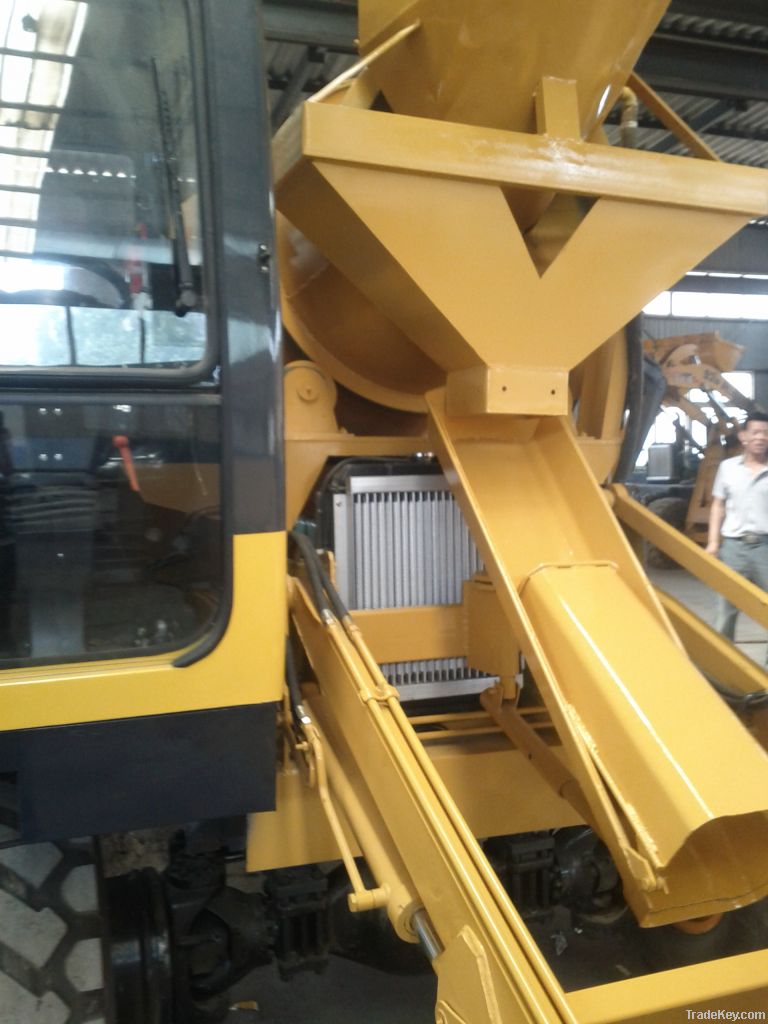 mobile concrete mixer with cement loader