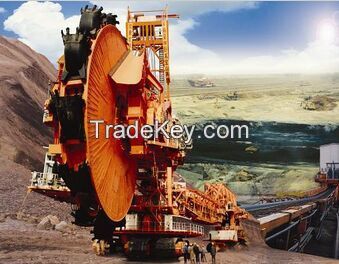 Large open pit mine excavating equipment