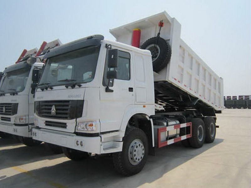 Promo SINOTRUCK HOWO A7 DUMP TRUCK 6x4