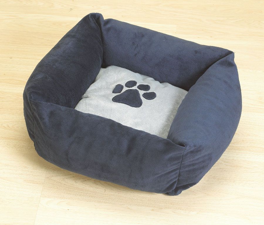 soft plush fur reversible square dog bed