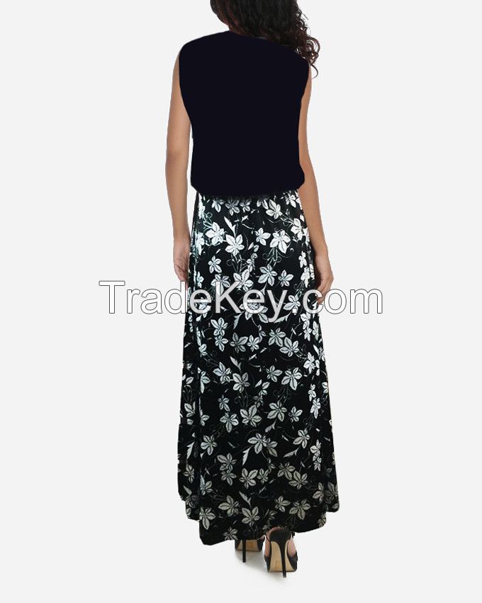 S16DR26- V-neck Lower Black Floral Pattern Sleeve Maxi Dress