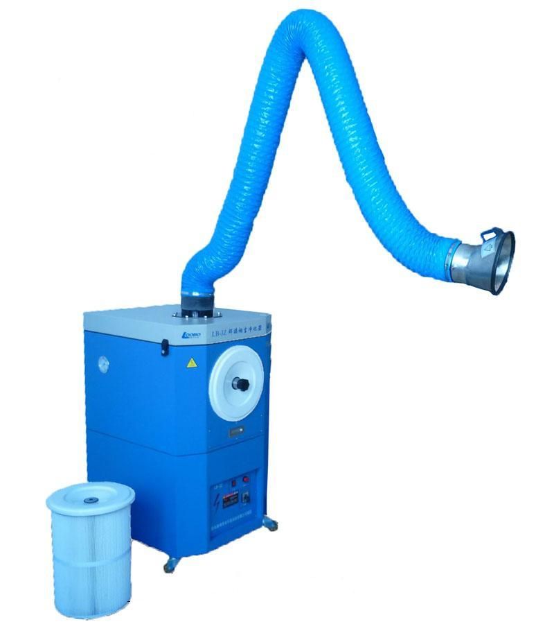 Flexible welding fume extractors 