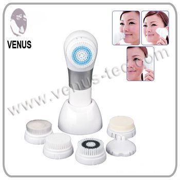 electric facial cleansing brush