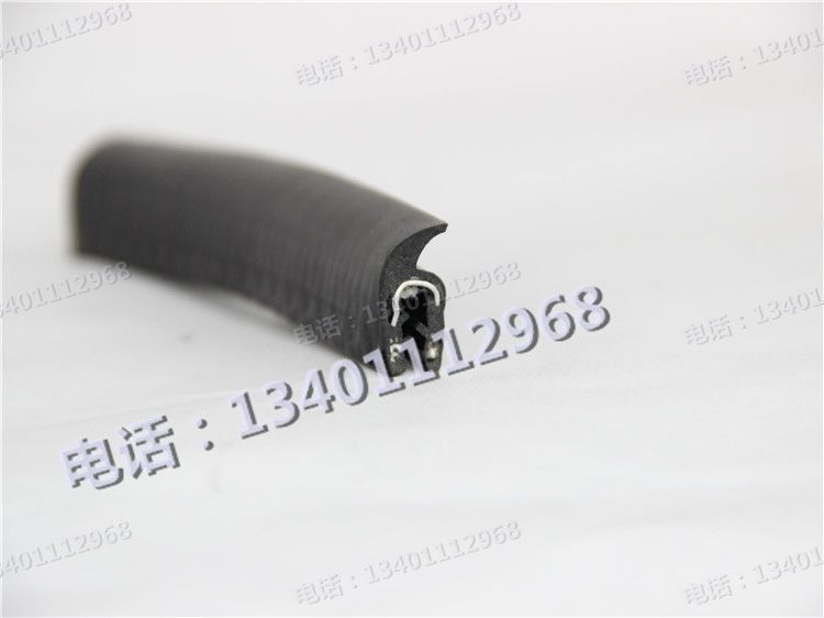 Foam seal strip side clip