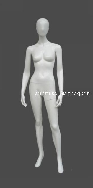 female full budy mannequin