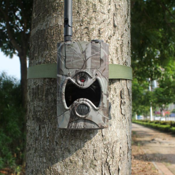 latest Infrared GSM MMS hunting trail camera with multi-language