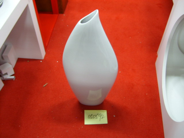 WHITE SOFT VASE