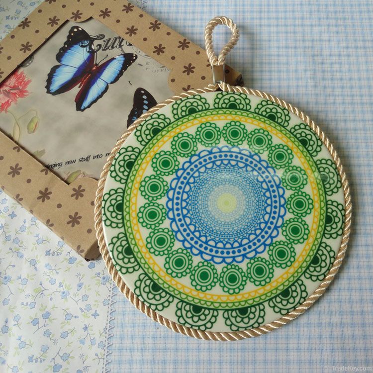 Hot round ceramic pot holder