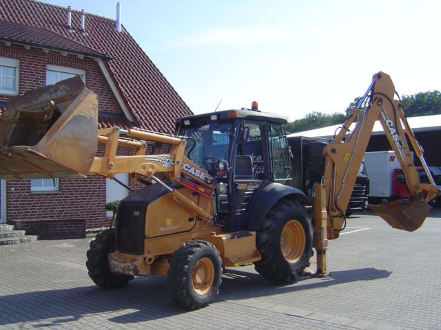 backhoe Case 580 Super R-4PT