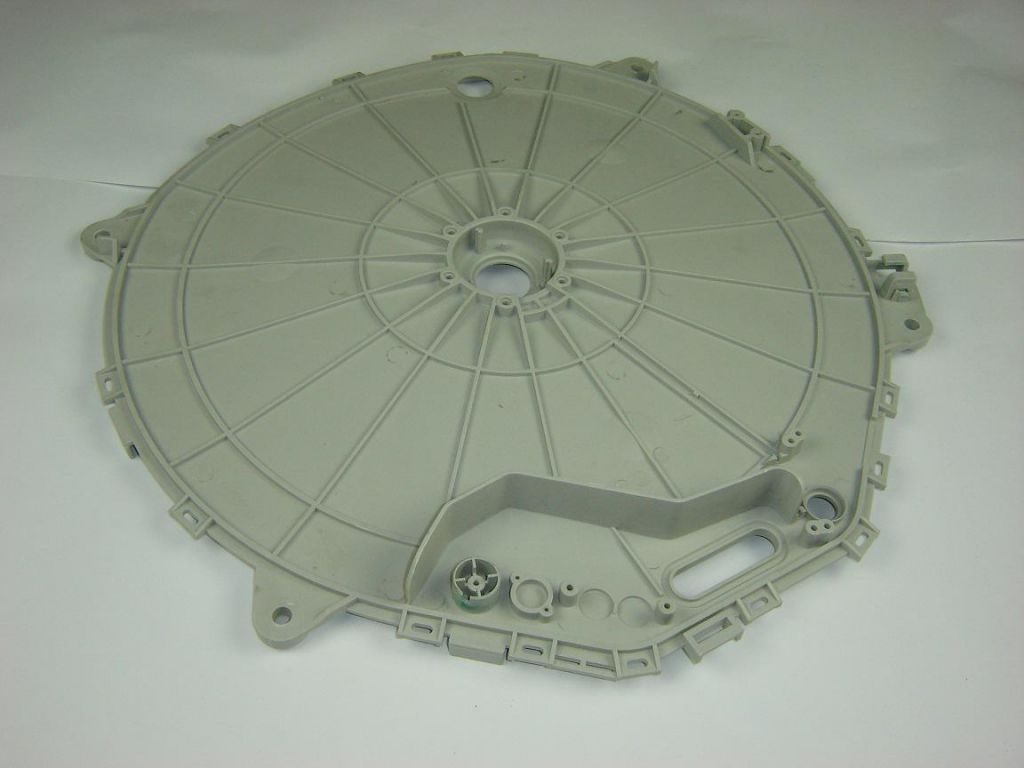 Lid for tumbling box in washing machine mold