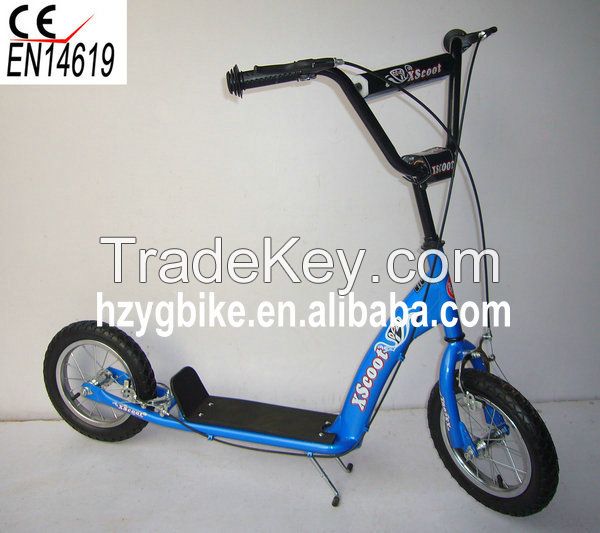 China Manufacturer Europe standard kick scooter