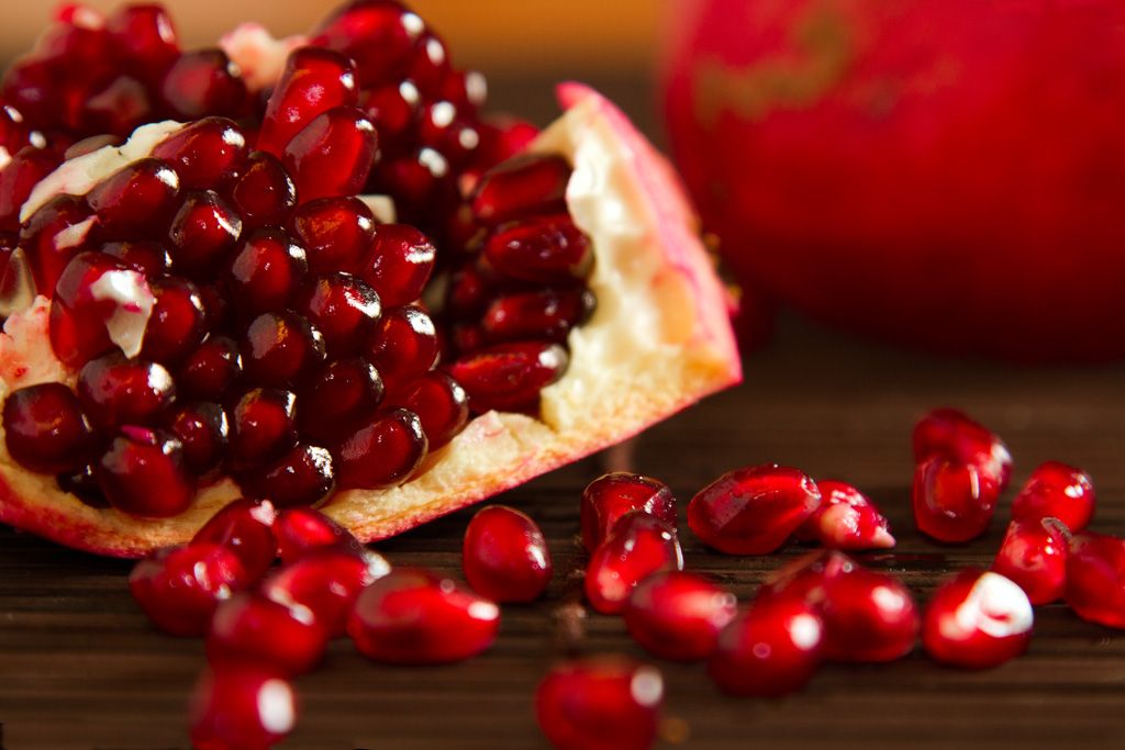  Fresh Pomegranates