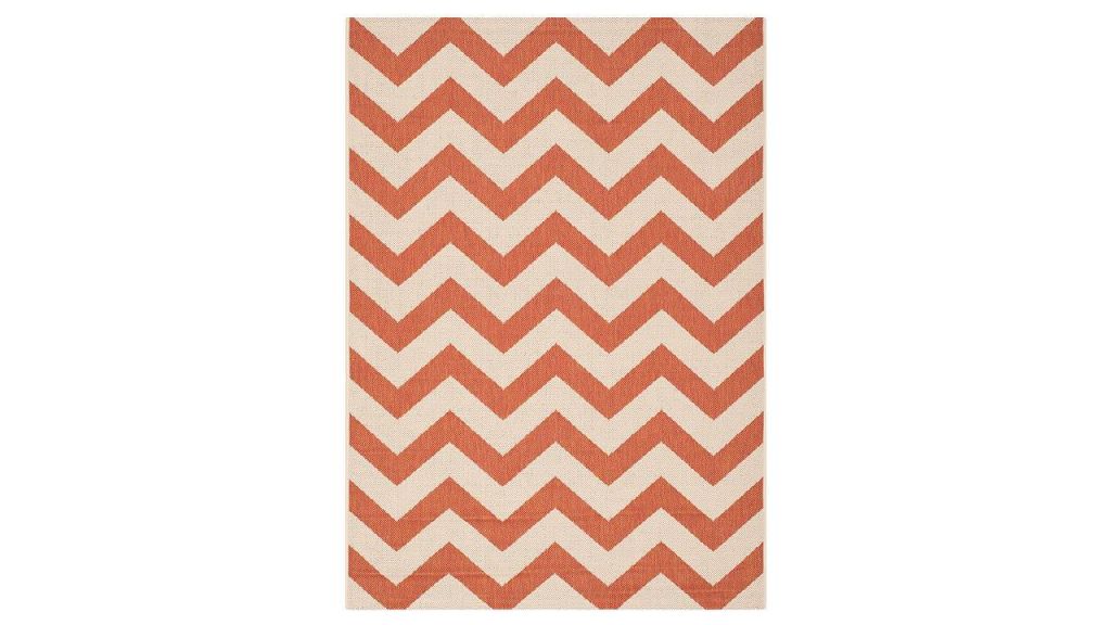 Classic Chevron Outdoor Rug