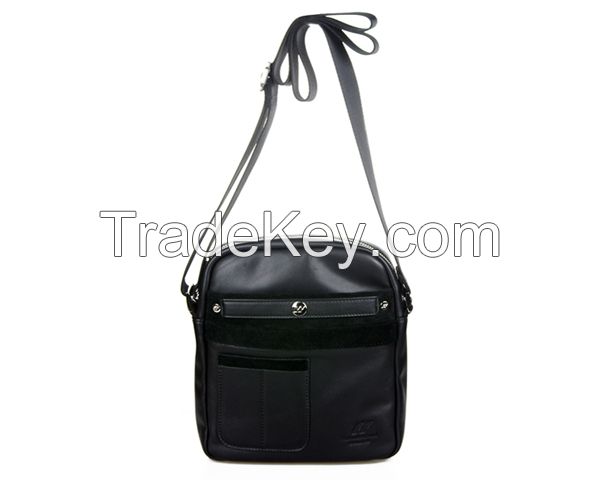 High-grade leather men shoulder bag