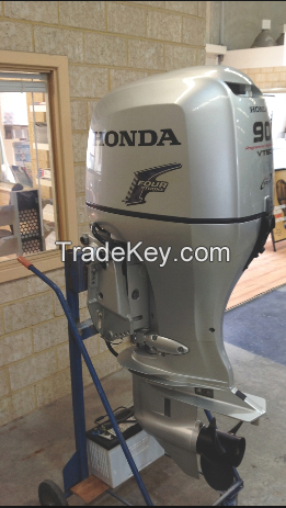 Honda 90hp outboard engine