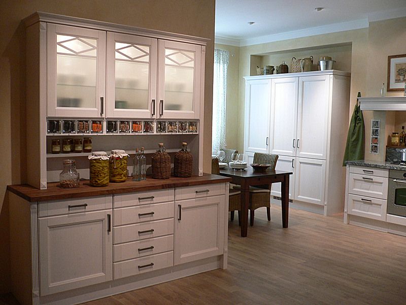 kitchen cabinet makers from Xiamen China