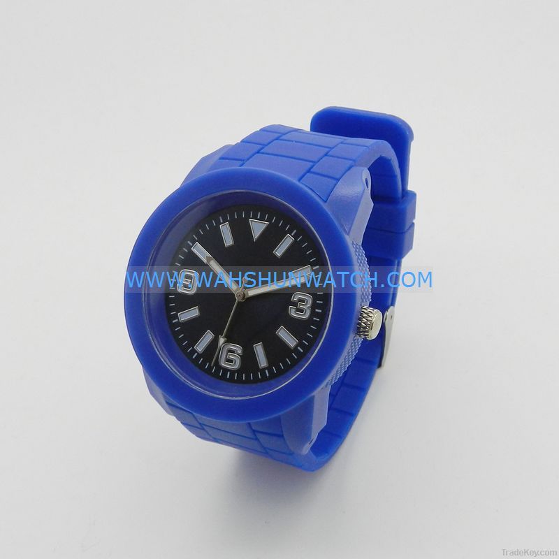 High quality fashion sport colorful quartz silicone watch