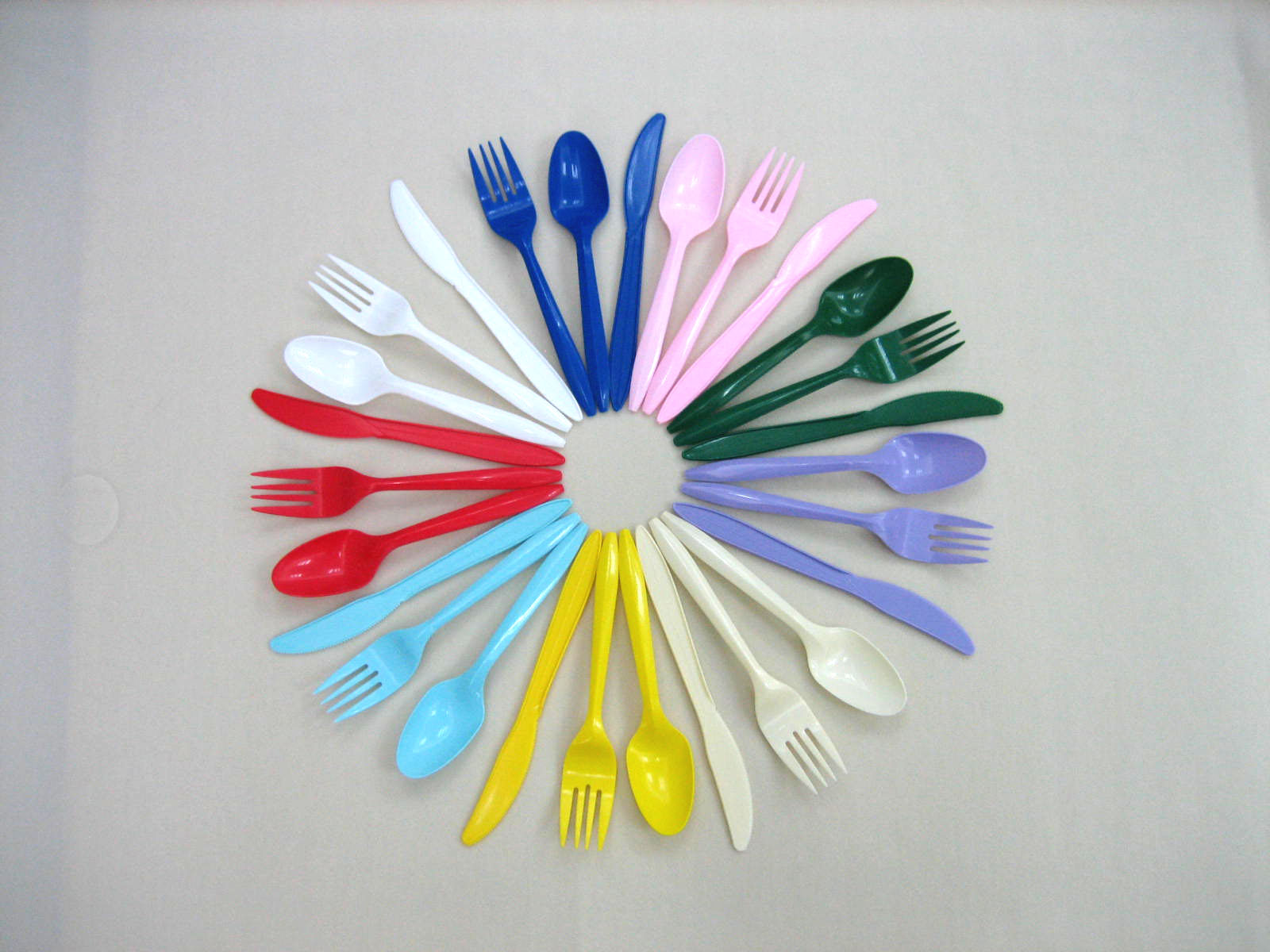 plastic knife,fork,spoon