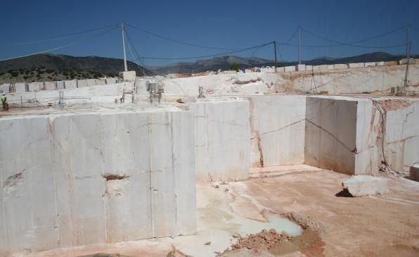 Marble Slabs - Tiles - Ambar Royal