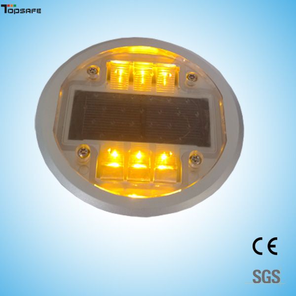 IP68 Load Bearing 30Tons Solar LED Traffic Marker 