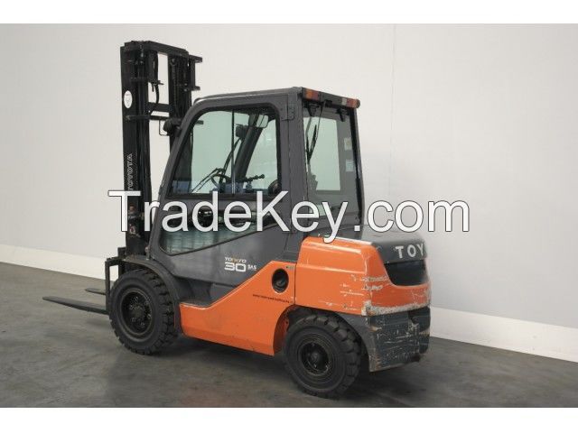 Forklift 52-8 FDF 30